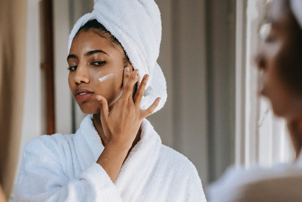 Unlock the 5 Amazing Benefits of Manuka Honey Cream for Your Skin